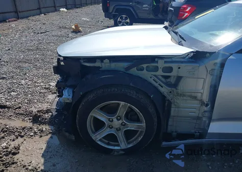 2017 Chevrolet Camaro 1Ls z USA, uszkodzony, nr VIN 1G1FA1RS7H0172077